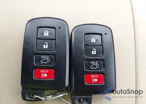 2016 Toyota Highlander Xle V6 z USA, uszkodzony, nr VIN 5TDJKRFH3GS306889